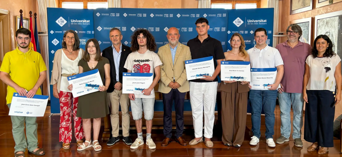 Acto de entrega de los premios 3digits 2025 en Ingeniería Informática de la UIB